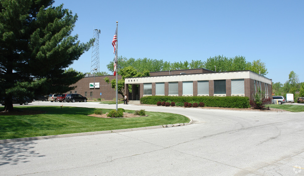 Primary Photo Of 2801 Bell Ave, Des Moines Warehouse For Lease