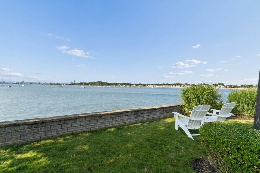 More Photos Of 62 Cove St, New Haven Specialty For Sale