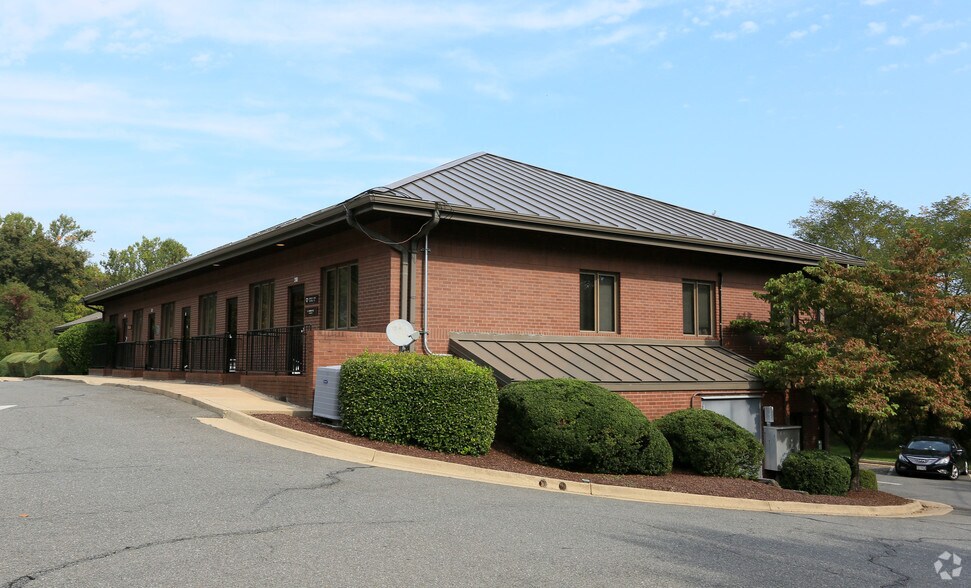Primary Photo Of 2200 Opitz Blvd, Woodbridge Medical For Sale