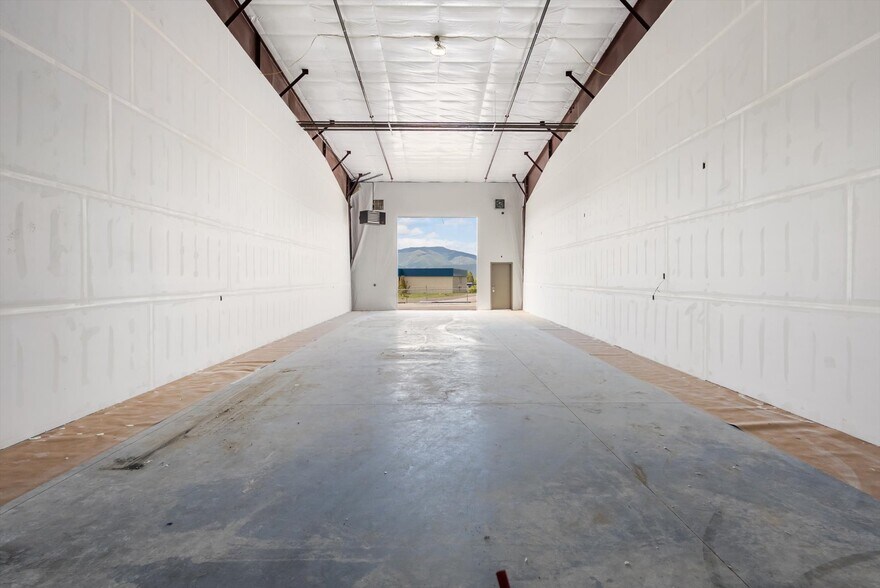 More Photos Of 6725 Butler Creek Unit 11 Rd, Missoula Flex For Sale