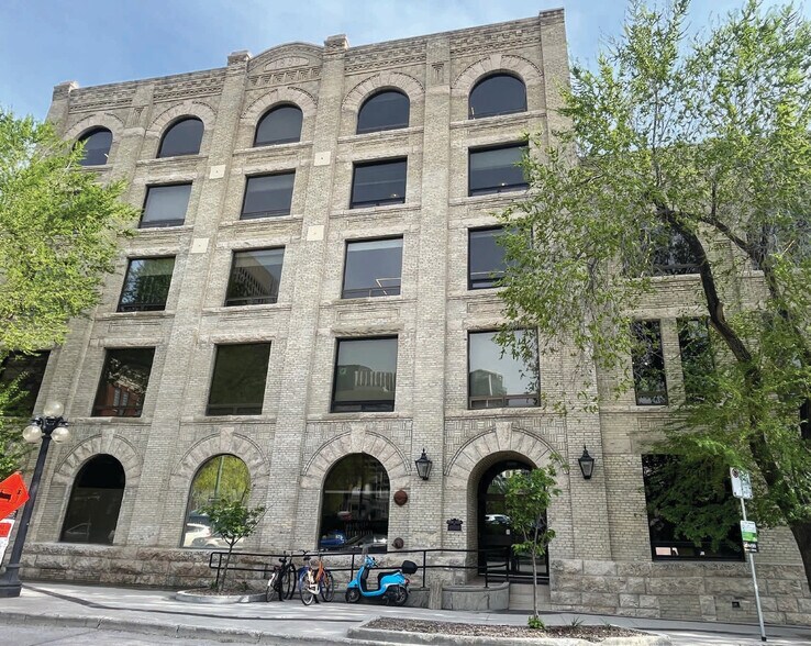 Primary Photo Of 115 Bannatyne Ave, Winnipeg Office For Lease