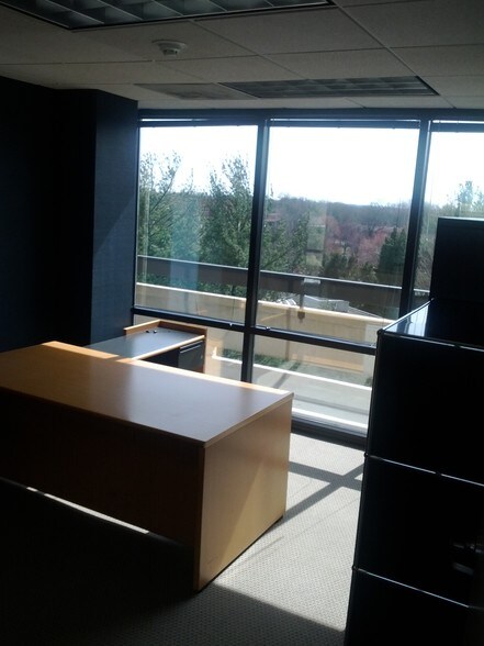 More Photos Of 1920 Association Dr, Reston Office For Lease
