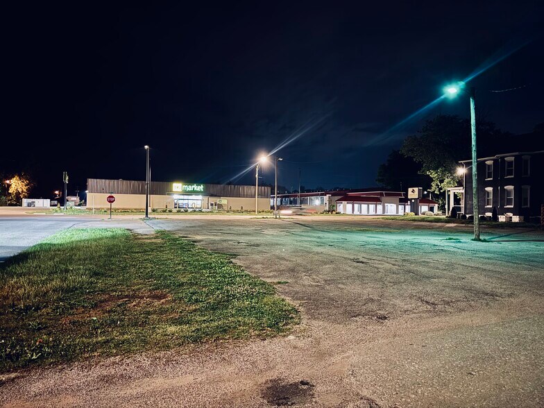 More Photos Of 2103 Main St, Belleville Land For Sale