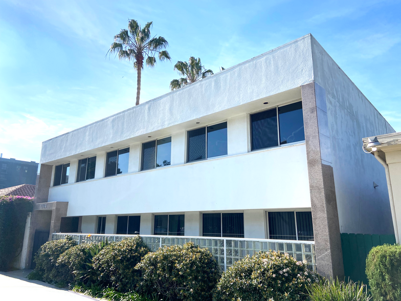 Primary Photo Of 1244 7th St, Santa Monica Office For Lease