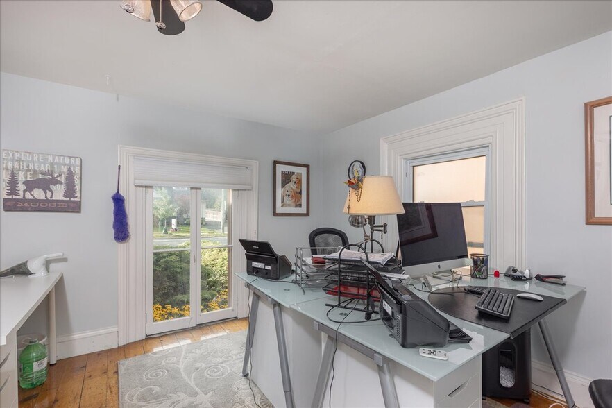 More Photos Of 50 Wellington St E, Aurora Office Residential For Sale