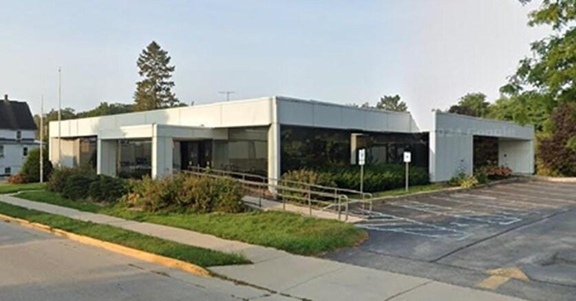 Primary Photo Of 201 Allen St, Random Lake Bank For Sale