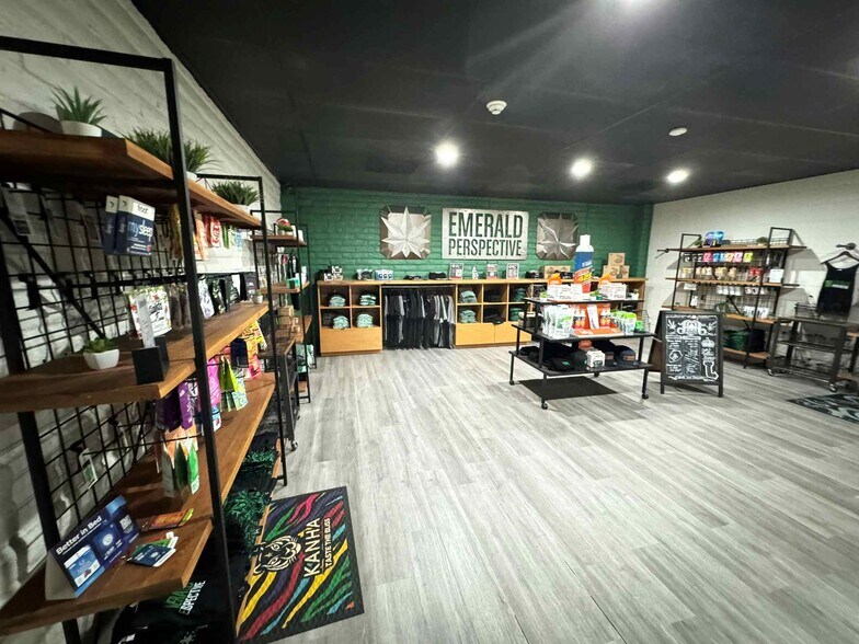 More Photos Of 100-108 W Pleasant Valley Rd, Port Hueneme Apartments For Sale