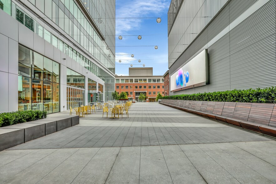 More Photos Of 756 W Peachtree St, Atlanta Unknown For Lease