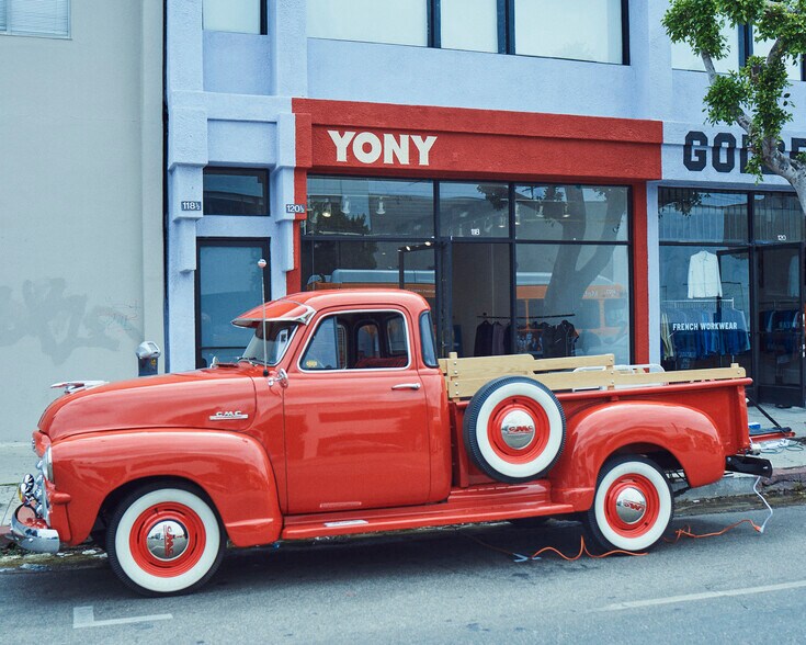 Primary Photo Of 118-120 S La Brea Ave, Los Angeles Storefront Retail Office For Lease