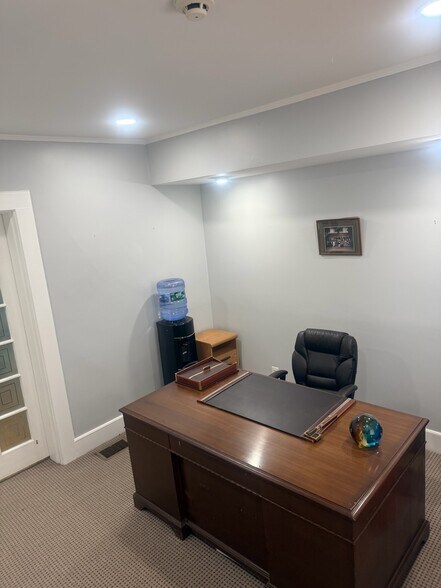 More Photos Of 969 Broad St, Bloomfield Office For Sale