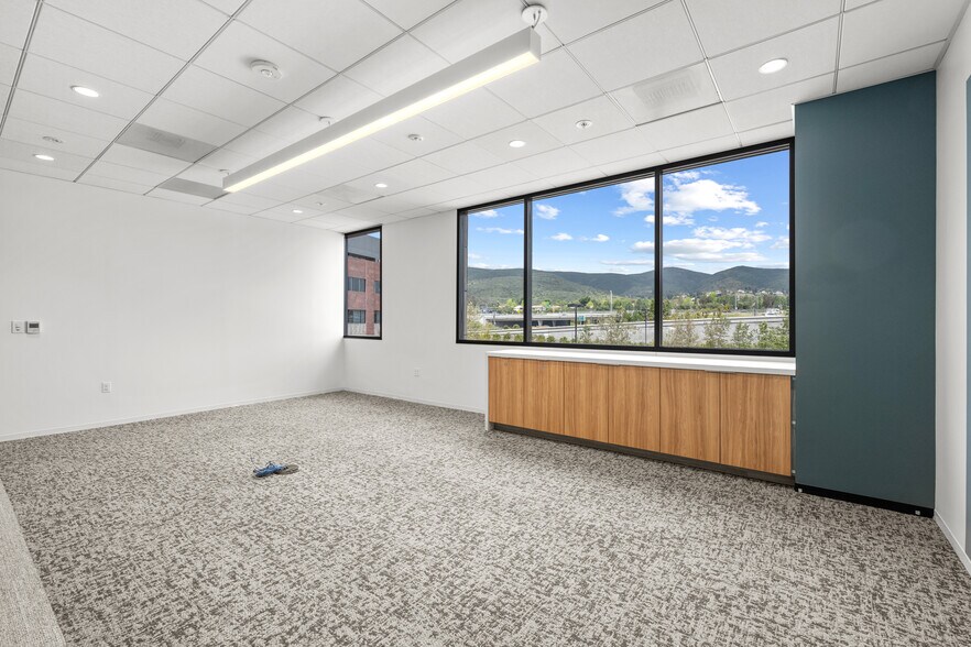 Photo of 4th Floor Ste 430