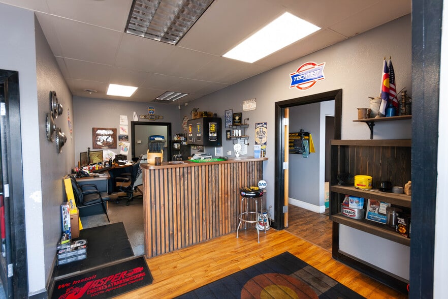 More Photos Of 309 S Link Ln, Fort Collins Unknown For Lease