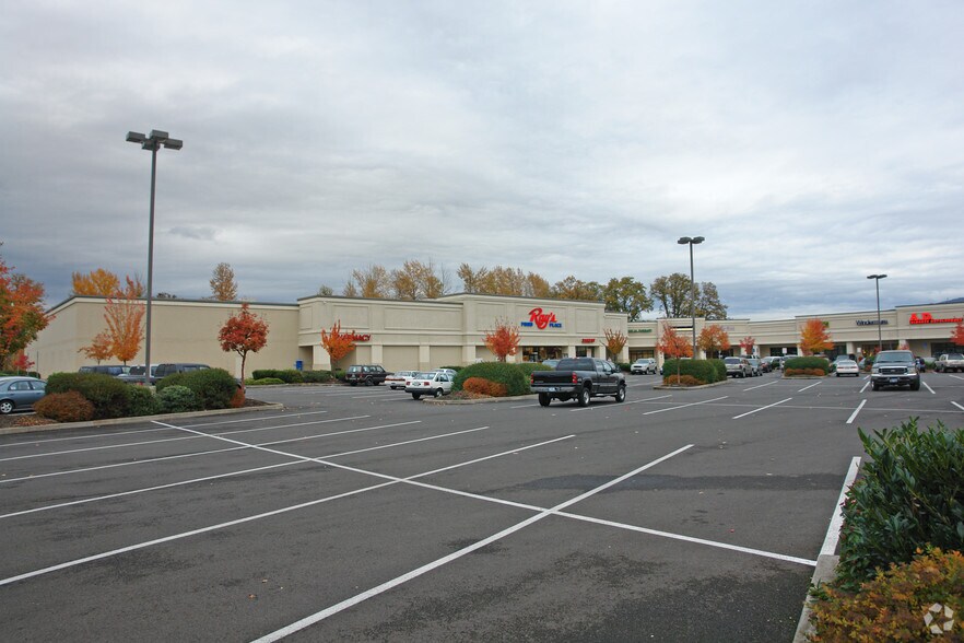 More Photos Of 164-182 Melton Rd, Creswell Unknown For Lease