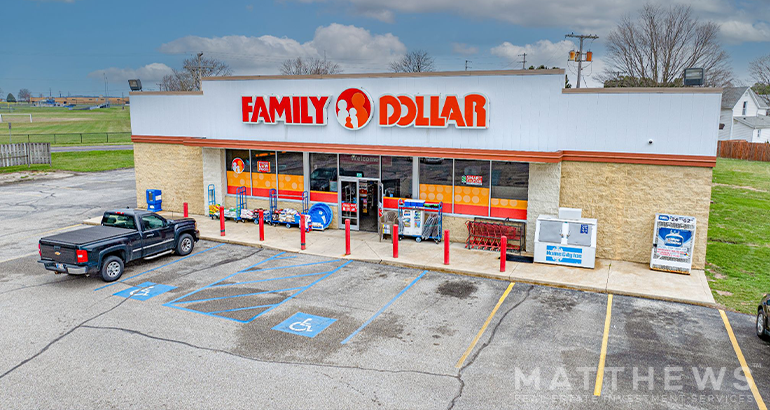 Primary Photo Of 435 E Center St, Bourbon Storefront For Sale