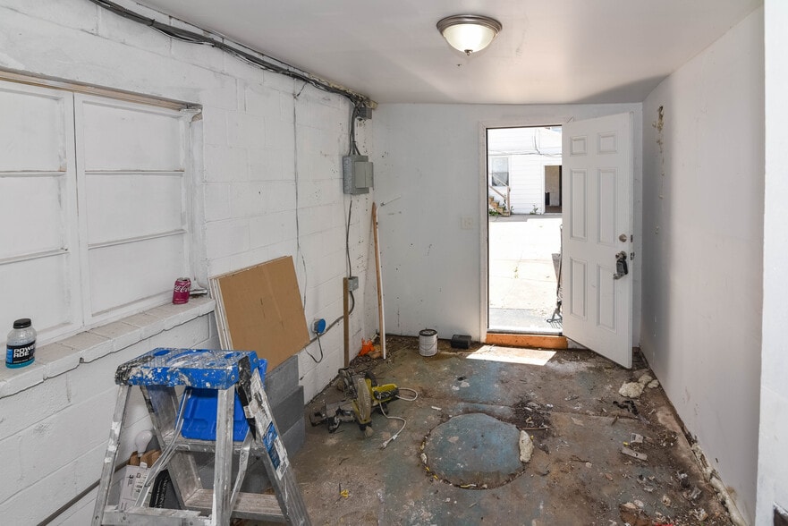 More Photos Of 128 S Philadelphia Blvd, Aberdeen Apartments For Sale