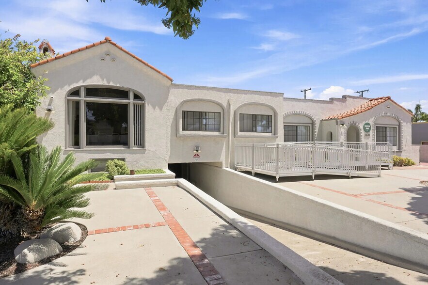 More Photos Of 1681 E Thompson Blvd, Ventura Rehabilitation Center For Sale