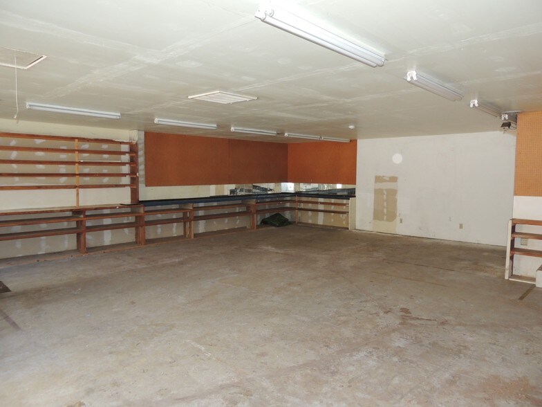 More Photos Of 5147 W Hwy 20, Upper Lake Freestanding For Sale