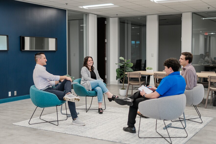 More Photos Of 4001 Technology Dr, Angleton Coworking Space