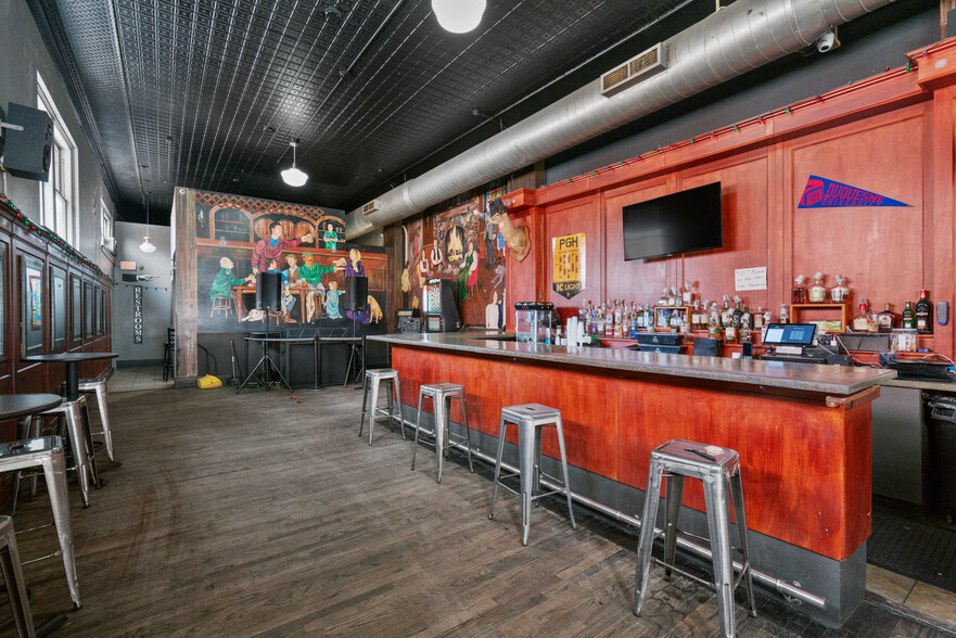 More Photos Of 1501-1503 E Carson St, Pittsburgh Restaurant For Sale