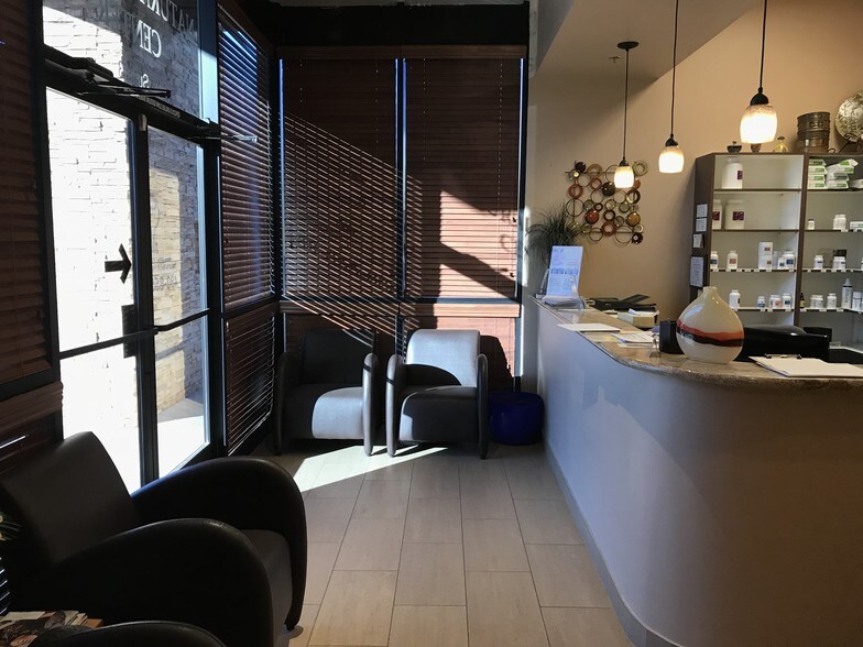 More Photos Of 4025 W Chandler Blvd, Chandler Coworking Space