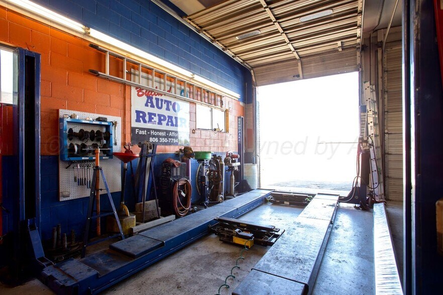 More Photos Of 1601 S Washington St, Amarillo General Retail For Sale