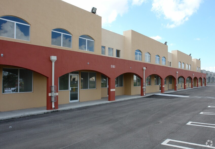 More Photos Of 5161 NW 79th Ave, Doral Light Distribution For Sale