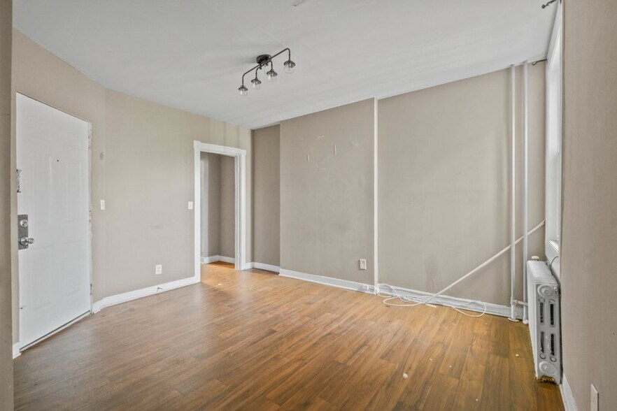 More Photos Of 210 E Lafayette Ave, Baltimore Apartments For Sale