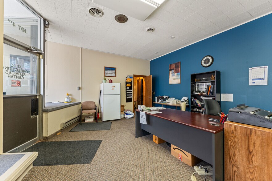 More Photos Of 107 4th St, Baraboo Office For Sale