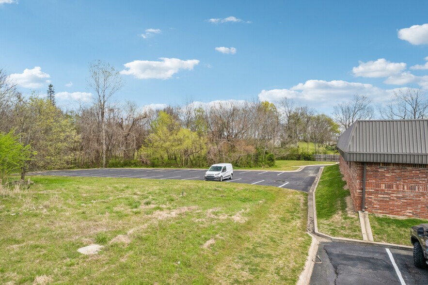 More Photos Of 2020 Holly Rd, Claremore Office For Sale