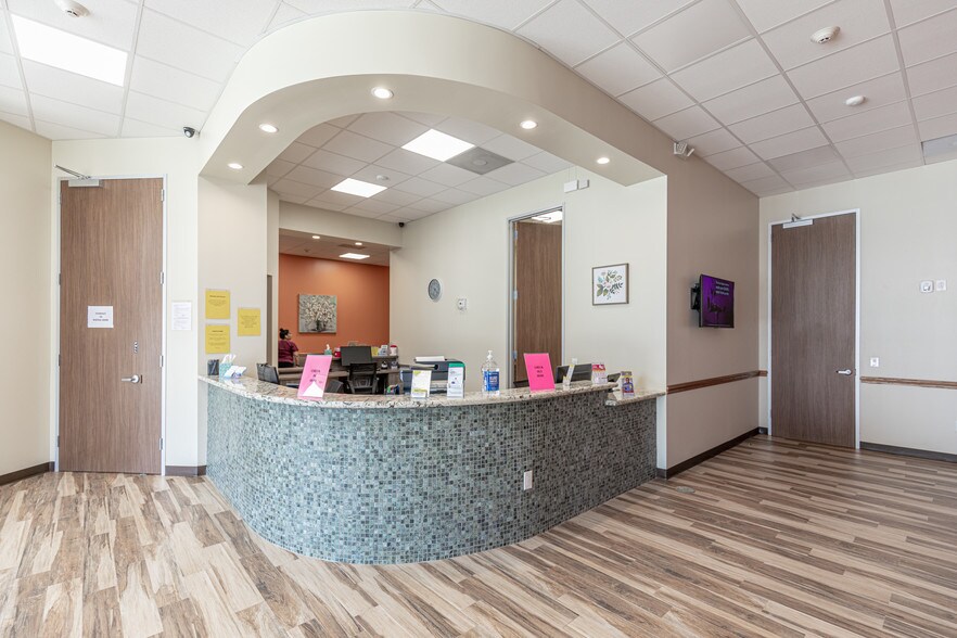 More Photos Of 16422 Stuebner Airline Rd, Spring Medical For Lease