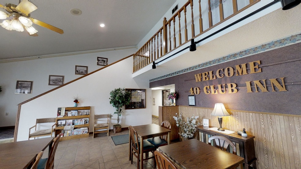 More Photos Of 960 2nd St NW, Aitkin Hotel For Sale