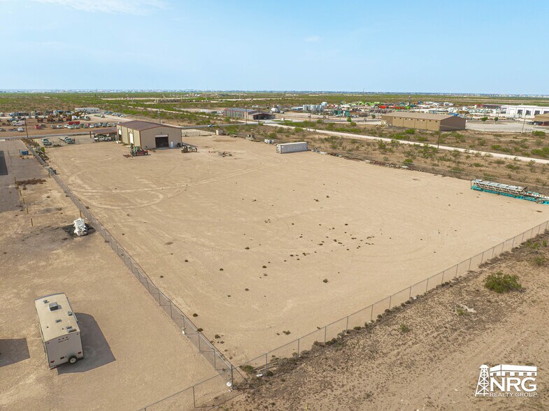 More Photos Of 12120 County 100 rd, Midland Manufacturing For Lease