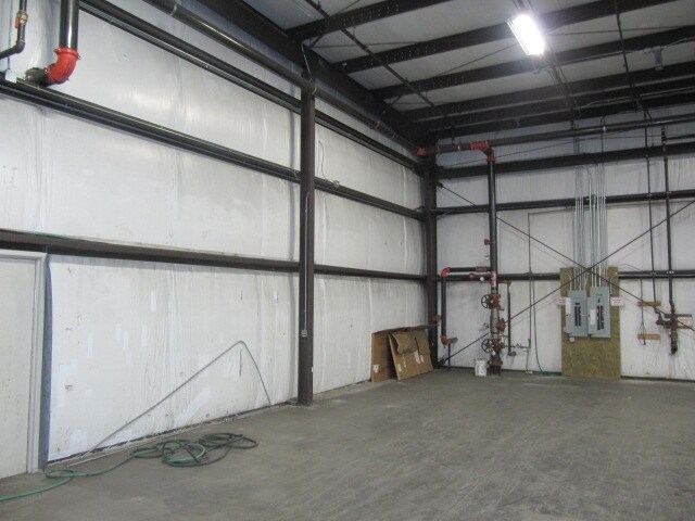 More Photos Of 2125 Redman Dr, Alma Distribution For Sale