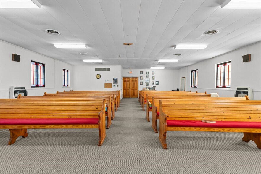 More Photos Of 123 Bethel Church Rd NE, Dalton Religious Facility For Sale