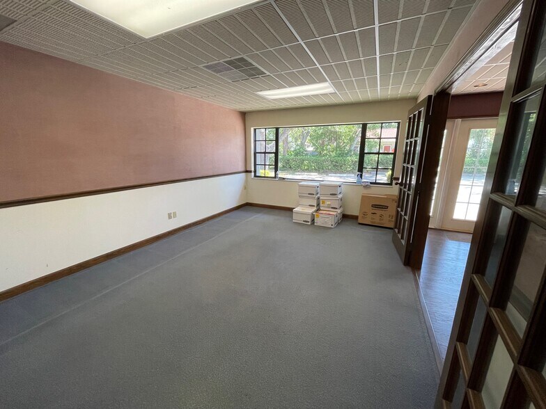 More Photos Of 1006 Grove St, Clearwater Office Residential For Sale