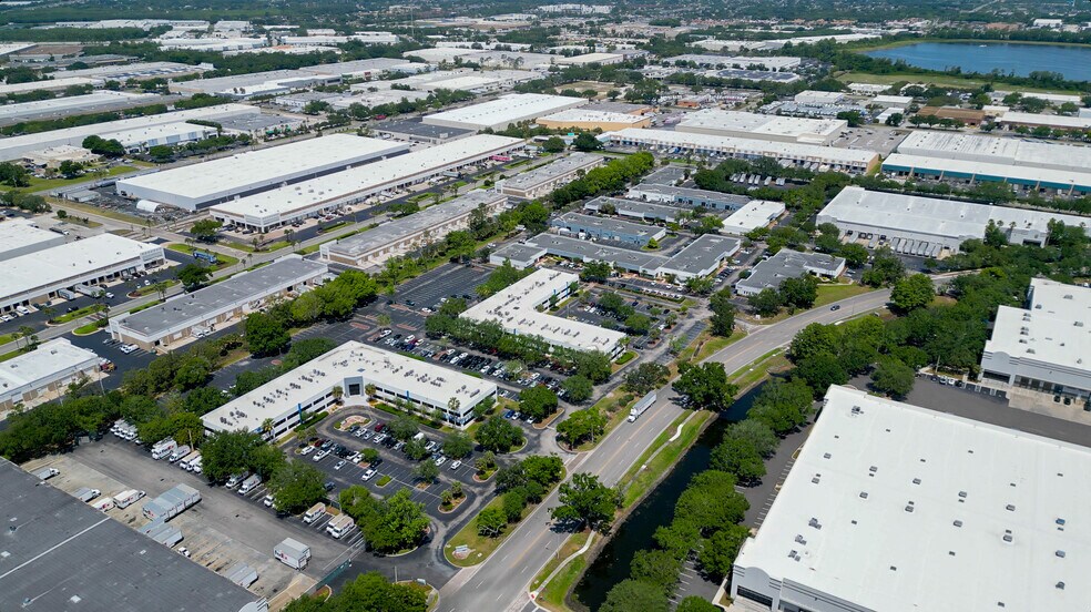 More Photos Of 7800 Southland Blvd, Orlando Office For Lease
