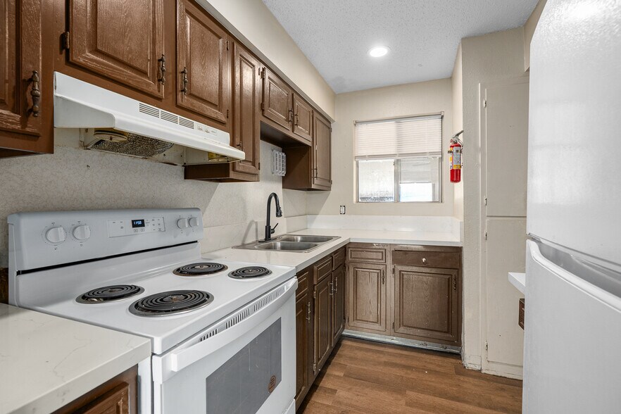 More Photos Of 401 N Cumberland Ave, Russellville Apartments For Sale