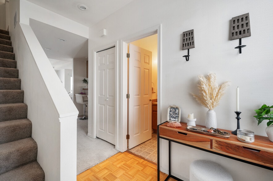 More Photos Of 620 SW 155th St, Seattle Apartments For Sale