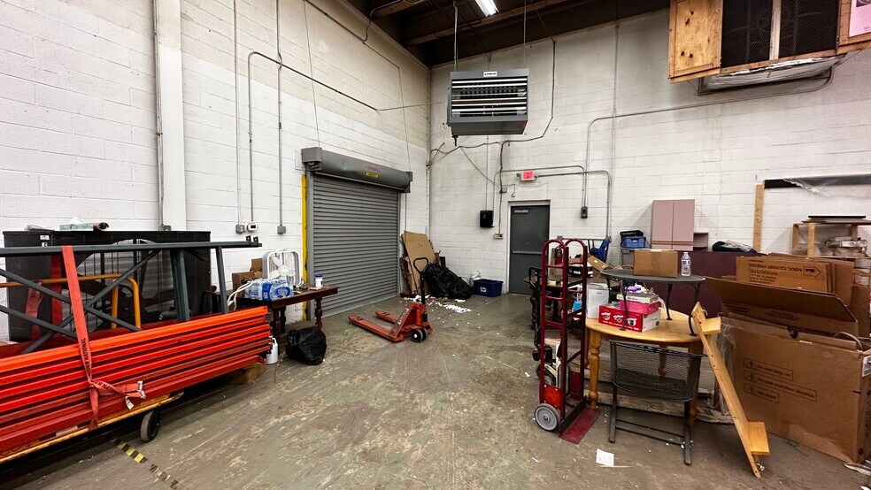 More Photos Of 1727-1801 Union Blvd, Allentown Warehouse For Lease