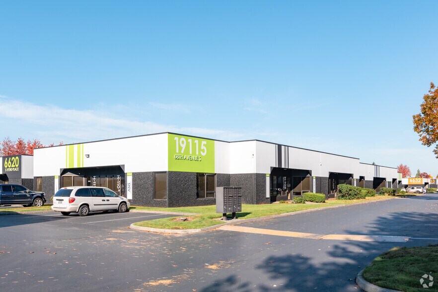 More Photos Of 6627 S 191st Pl, Kent Unknown For Lease