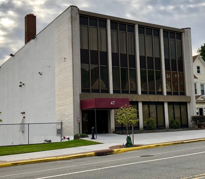 Primary Photo Of 45-47 Orient Way, Rutherford Medical For Lease