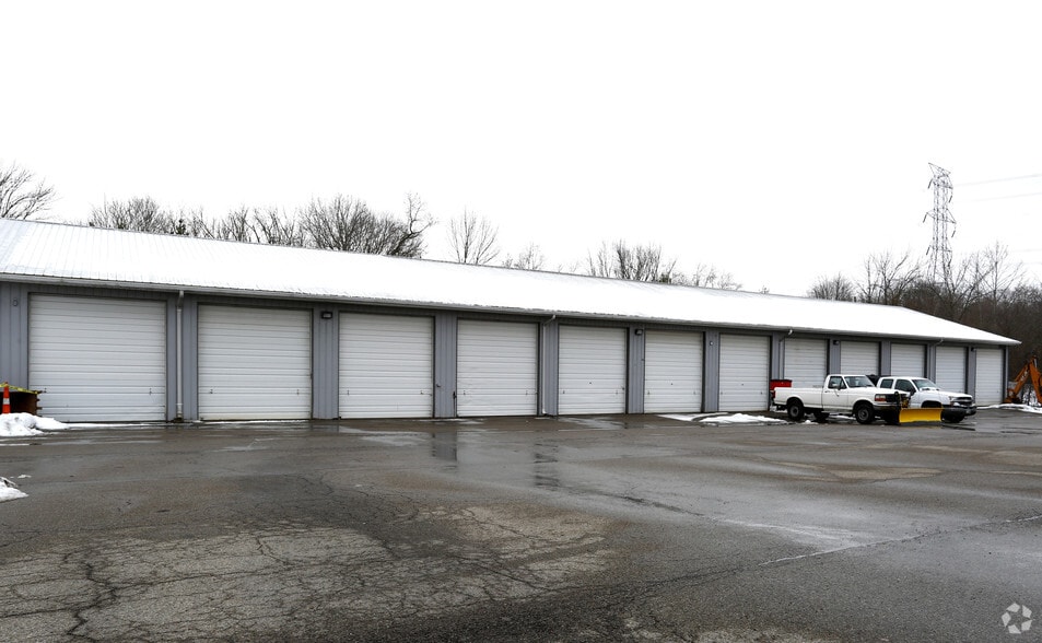 More Photos Of 8385 Park Dr, Maineville Warehouse For Lease