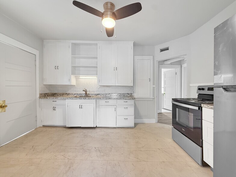 More Photos Of 1818 7th Ave, Lewiston Apartments For Sale