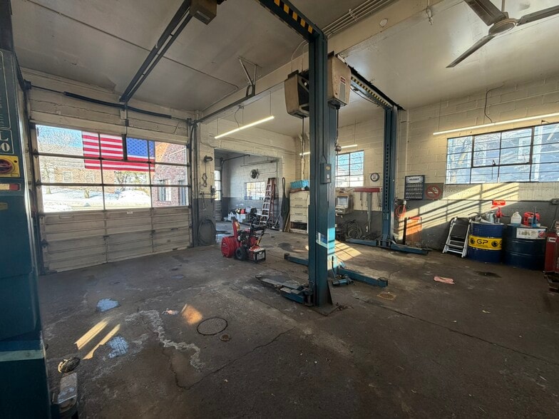 More Photos Of 250 Orchard St, Watertown General Retail For Sale