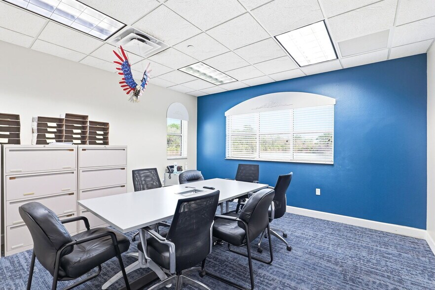 More Photos Of 7351 Office Park Pl, Melbourne Office For Sale
