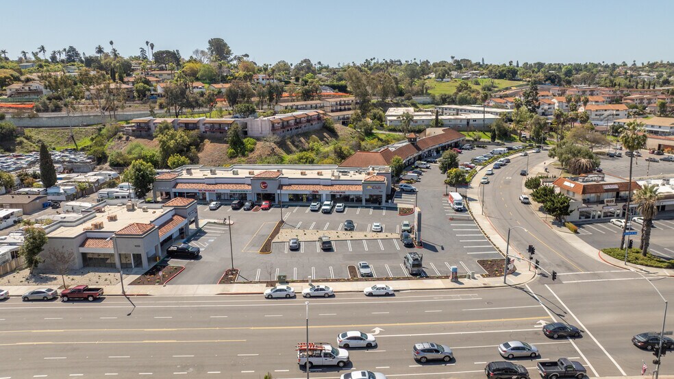 More Photos Of 1031 S Santa Fe Ave, Vista Freestanding For Lease