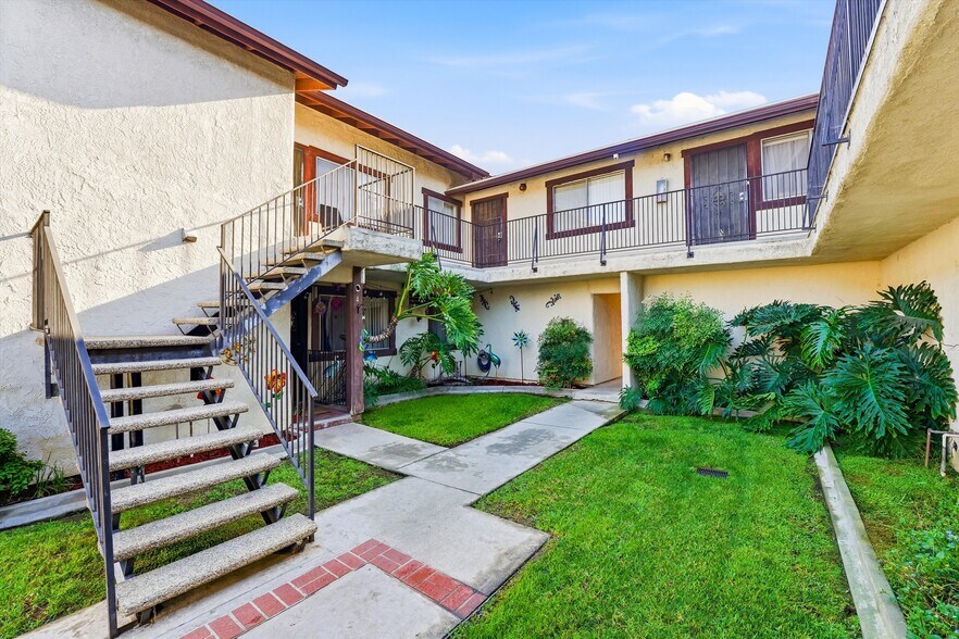 More Photos Of 13932 Coteau Dr, Whittier Apartments For Sale