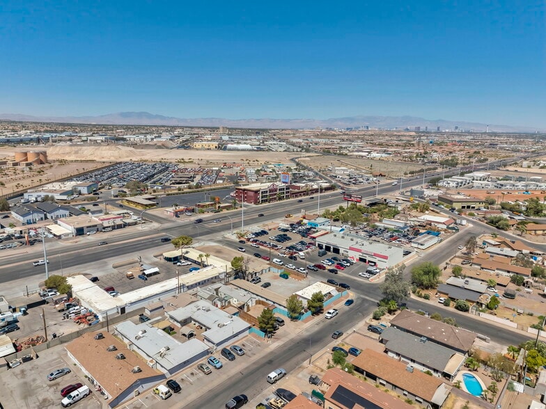 More Photos Of 1636 N Boulder Hwy, Henderson Hotel For Sale