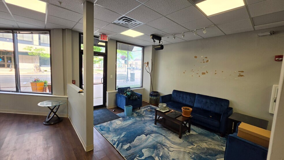 More Photos Of 100 N Main St, Oshkosh Apartments For Lease