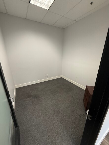 More Photos Of 14256 N Northsight Blvd, Scottsdale Medical For Lease